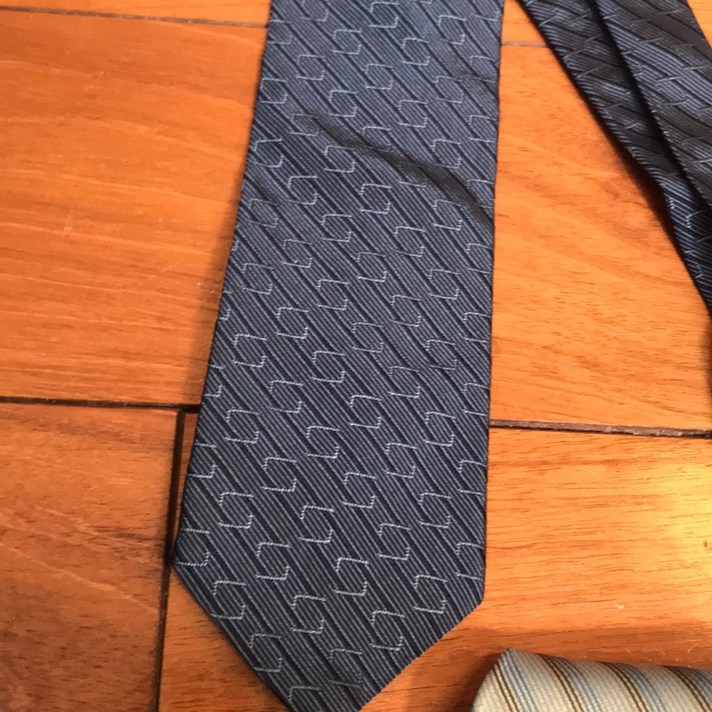 Set of All Silk Ties - Picture 7 of 11